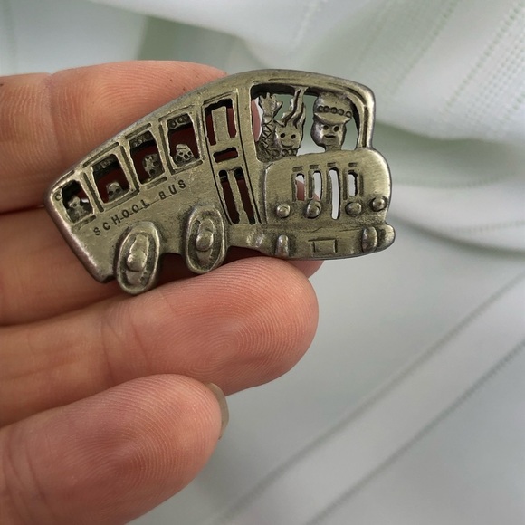 Vtg Silver School Bus Brooch and Earrings Set - Picture 7 of 8
